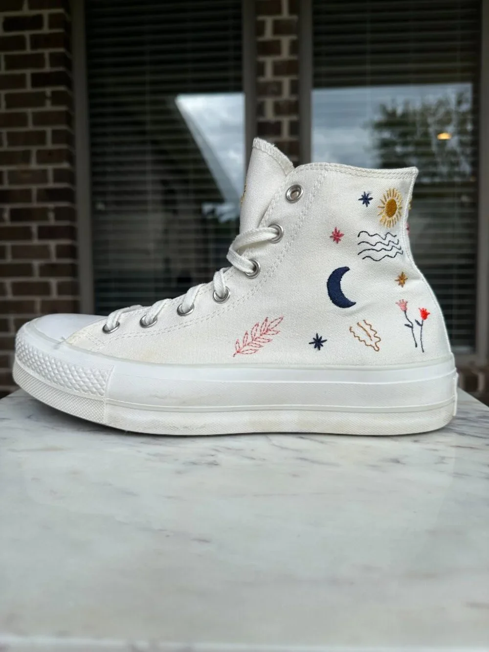 Converse Chuck Taylor All Star High Platform Sneaker It's Okay To Wander Sz 10